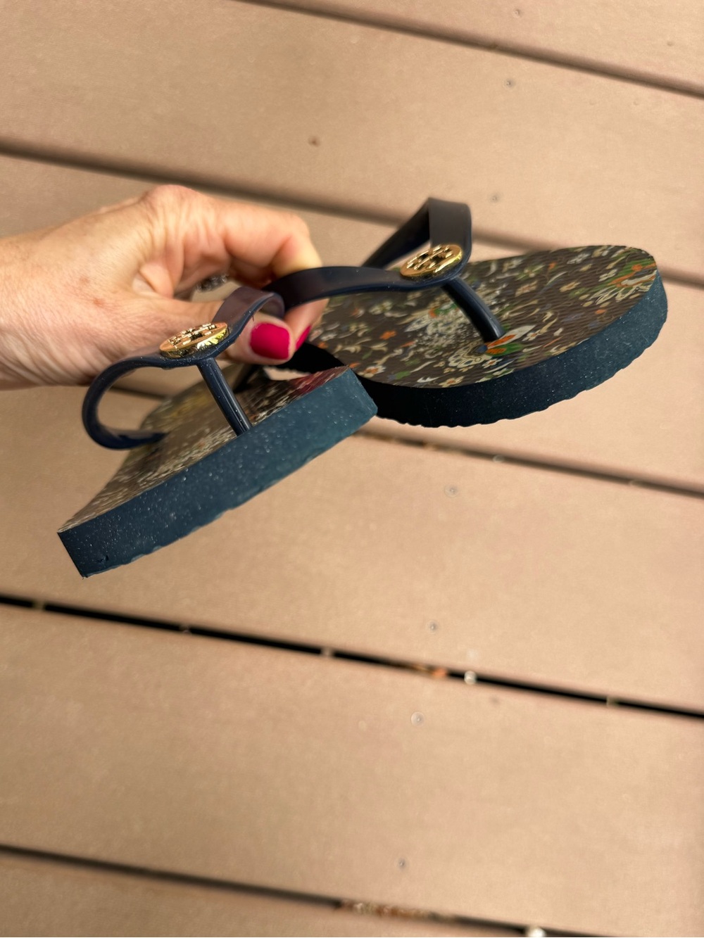Tory Burch Flip Flops Navy Blue Floral Print Gold Logo Summer Shoes Size 6 - Picture 4 of 7